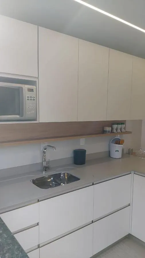 Apartamento Frente Mar na Baía de Porto Belo Brasil