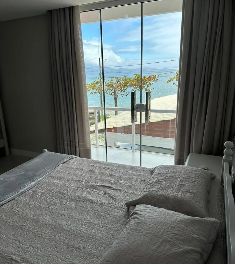 Apartamento Frente Mar na Baía de Porto Belo
